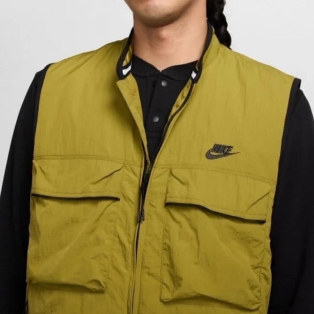 Nike Tech Men's Woven Vest UPF 40 Green Size L‎